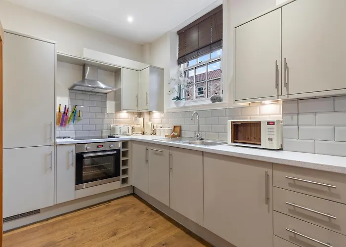 Holiday home No 4 - Oak Tree - Pass The Keys *